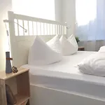 Absolut Гостевой дом Берлин