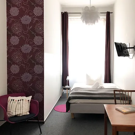 Absolut 2* Берлин